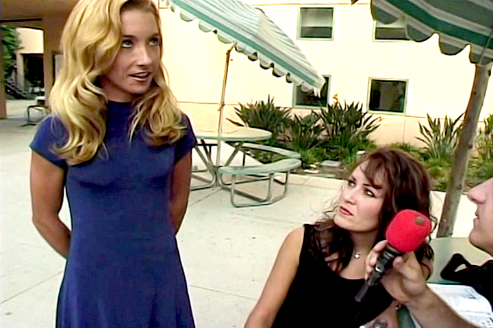 Blonde Babe Fucked By Huge Cock